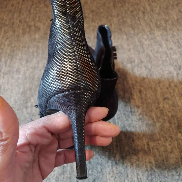 Nine West black and gold ankle boots Size 10.5 - Picture 3 of 6